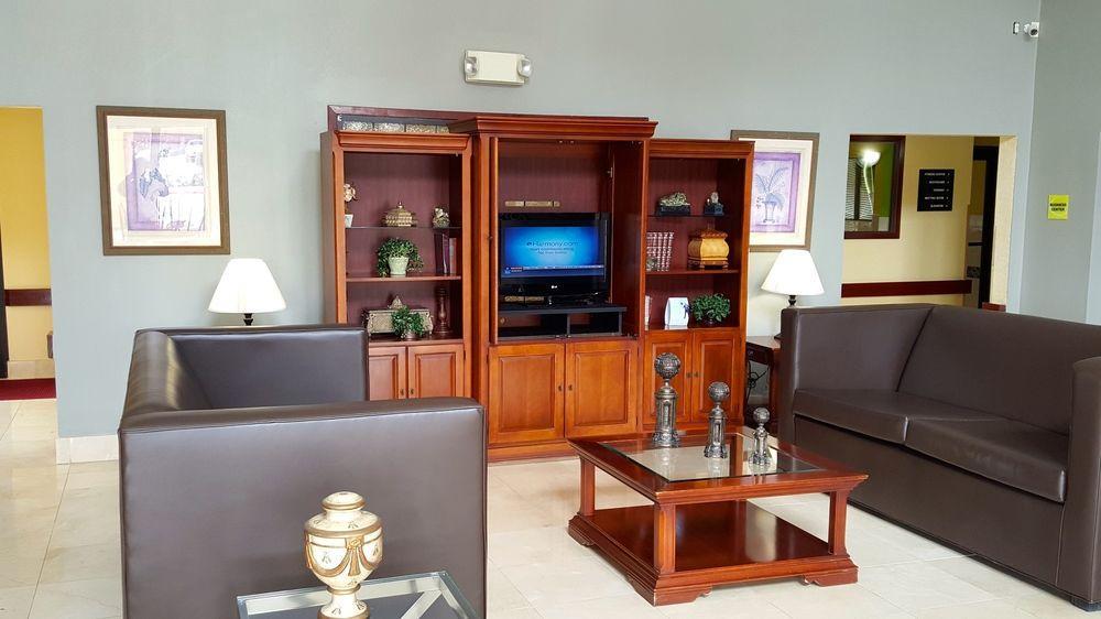 Super 8 By Wyndham Port Arthur/Nederland Area Extérieur photo