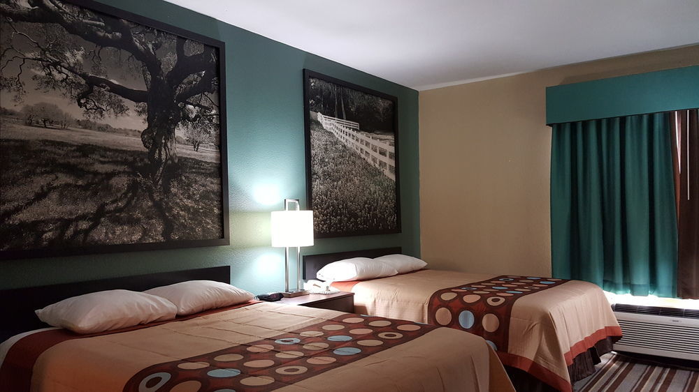 Super 8 By Wyndham Port Arthur/Nederland Area Extérieur photo